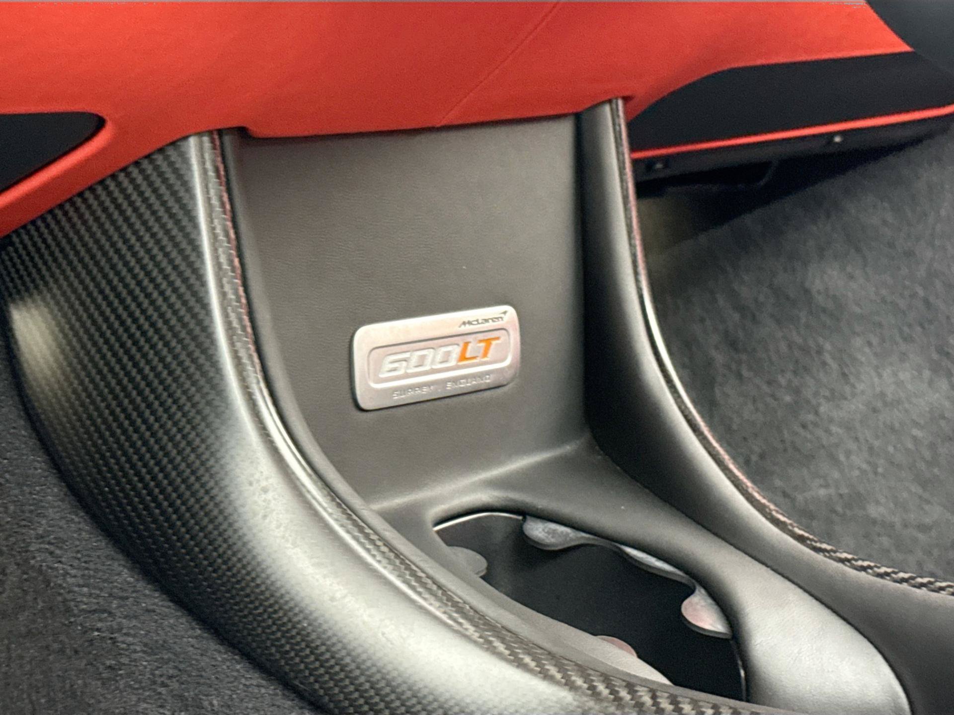 Used 2020 McLaren 600LT Spider RWD image 32