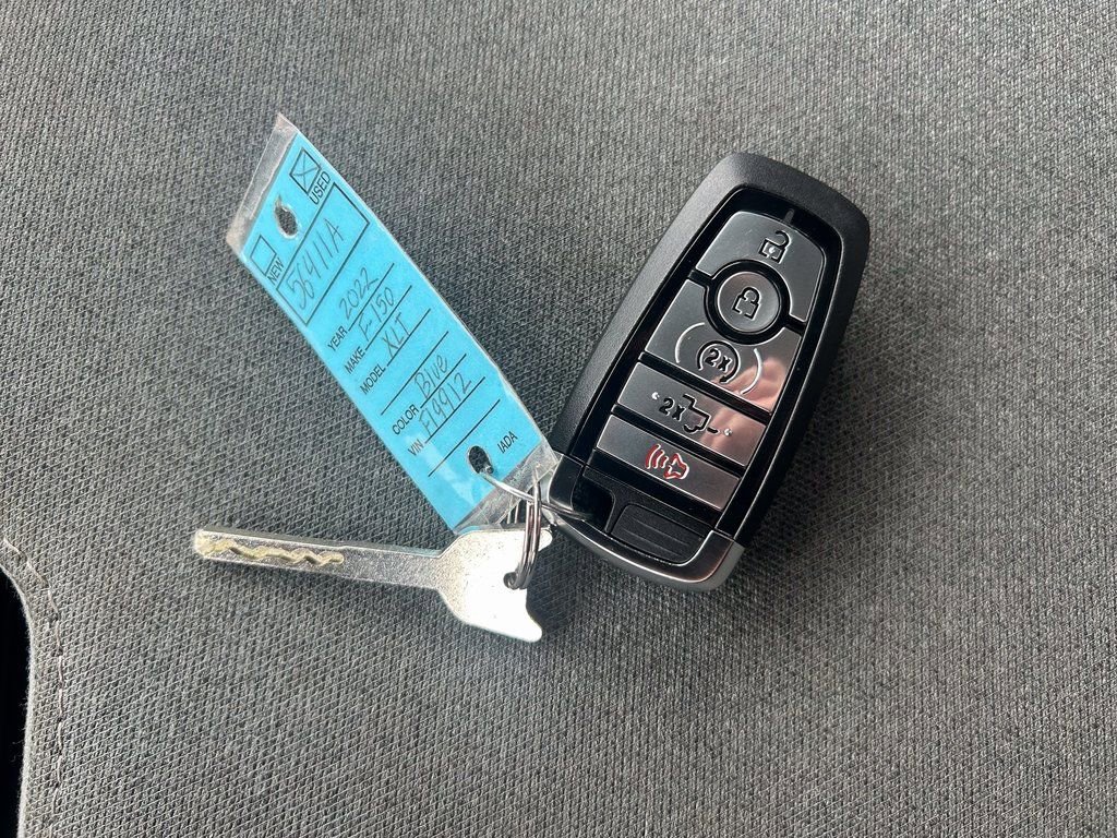 Certified 2022 Ford F150 XLT w/ Equipment Group 302A High image 36