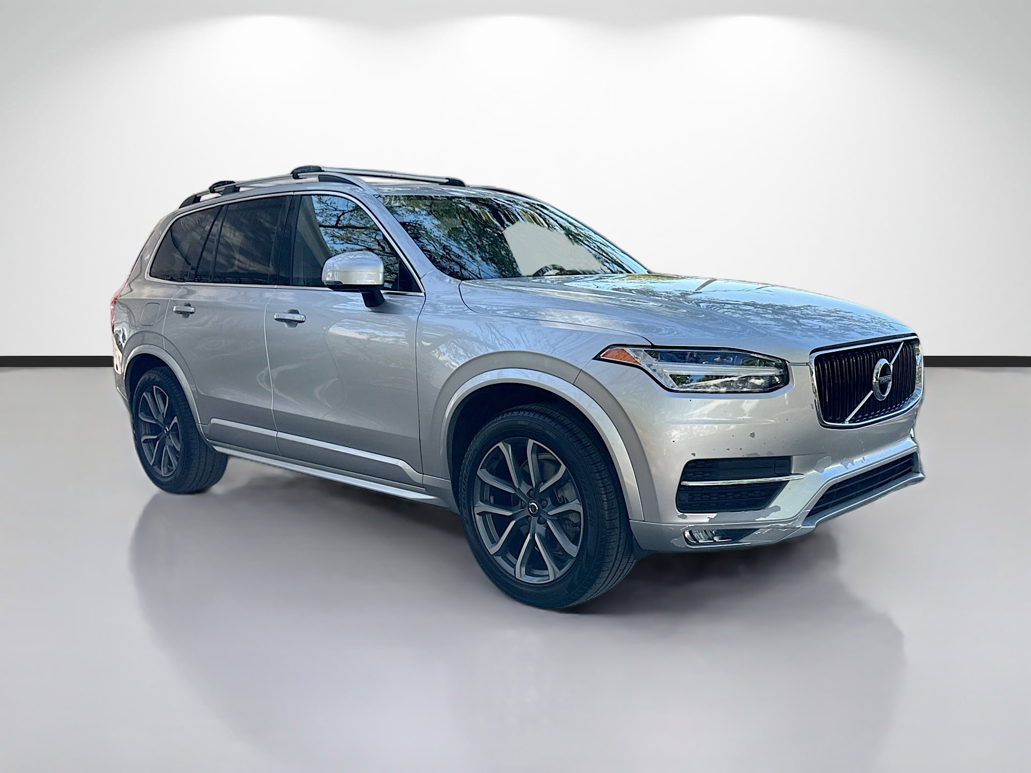 Used 2019 Volvo XC90 T6 Momentum w/ Protection Package Premier image 7