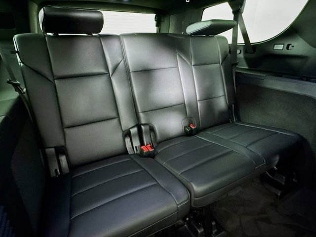 Used 2024 Cadillac Escalade ESV Luxury image 28