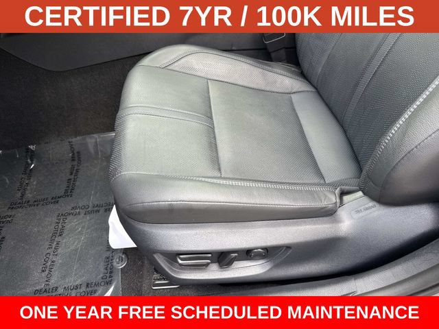 Used 2025 Toyota Camry XSE FWD image 15