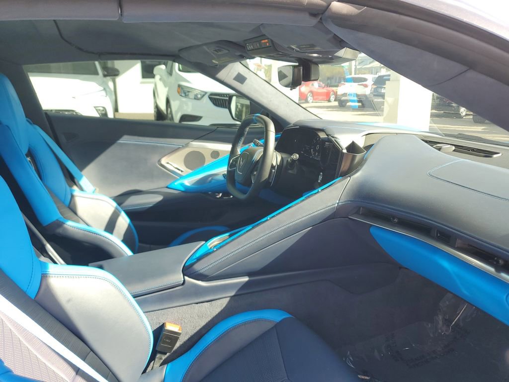 Used 2023 Chevrolet Corvette Stingray Premium Conv w/ Z51 Performance Package image 29