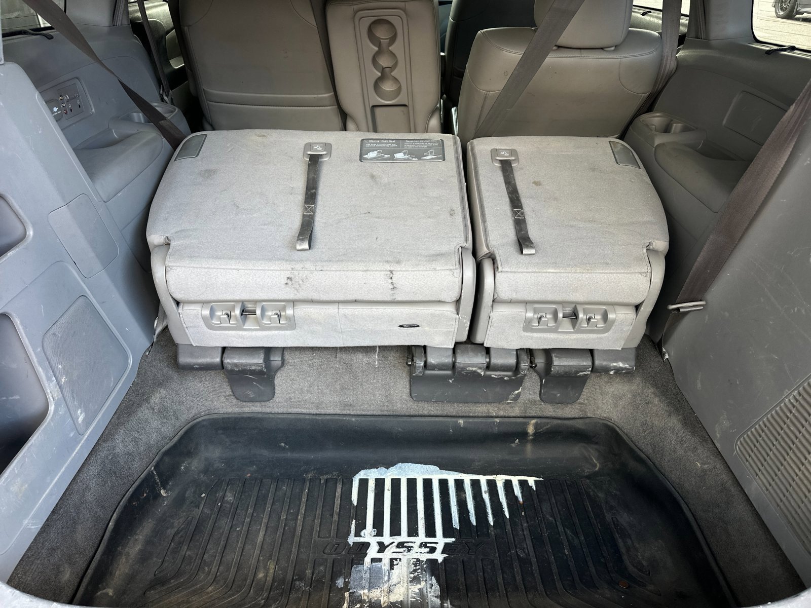 Used 2014 Honda Odyssey Touring image 16