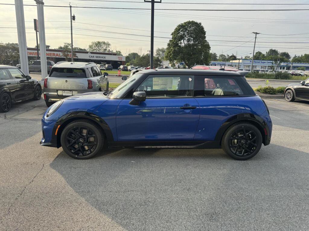 New 2026 MINI Cooper S FWD image 4