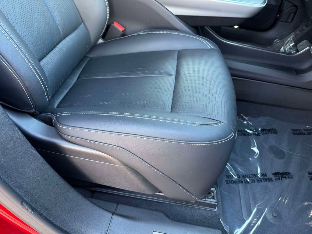 Used 2024 Cadillac Lyriq Luxury w/ LPO, Floor Liner Package image 14