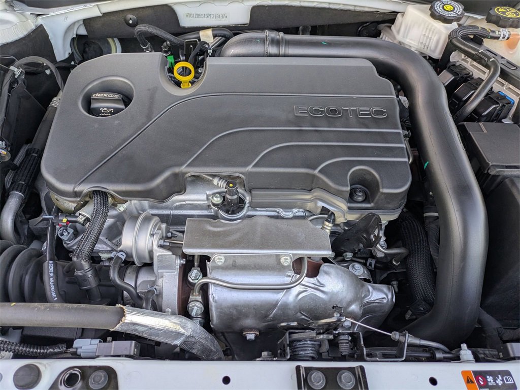 Used 2023 Chevrolet Malibu LT image 35