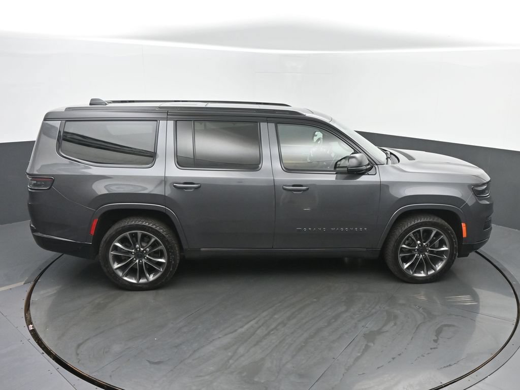 Used 2025 Jeep Grand Wagoneer Series III w/ Rear Seat Video Group 1 AWD/4WD image 37