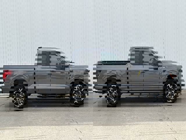 Used 2024 Ford F150 STX image 3
