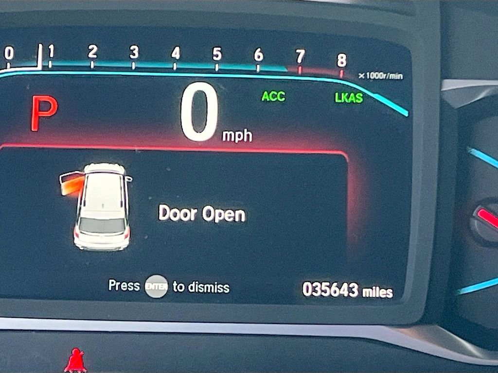 Used 2022 Honda Pilot Touring image 12