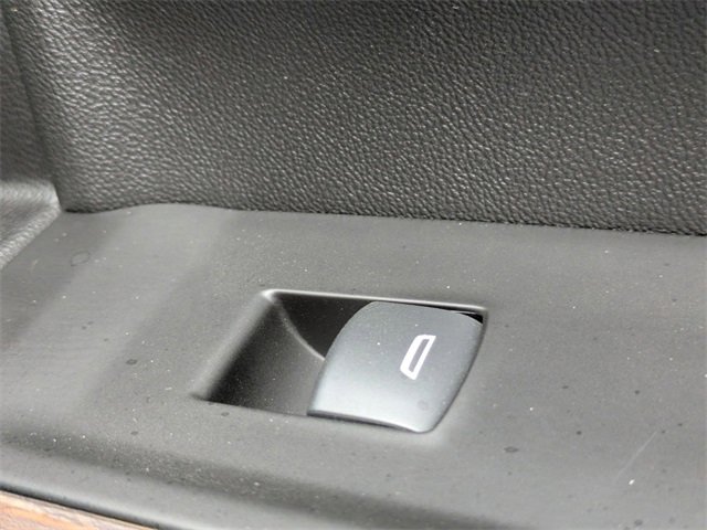 Used 2021 Chevrolet Silverado 1500 High Country w/ Technology Package image 35