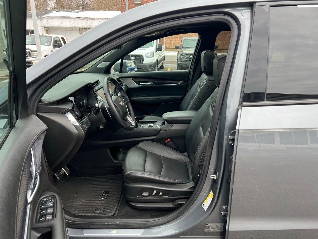 Used 2020 Cadillac XT6 Sport image 14