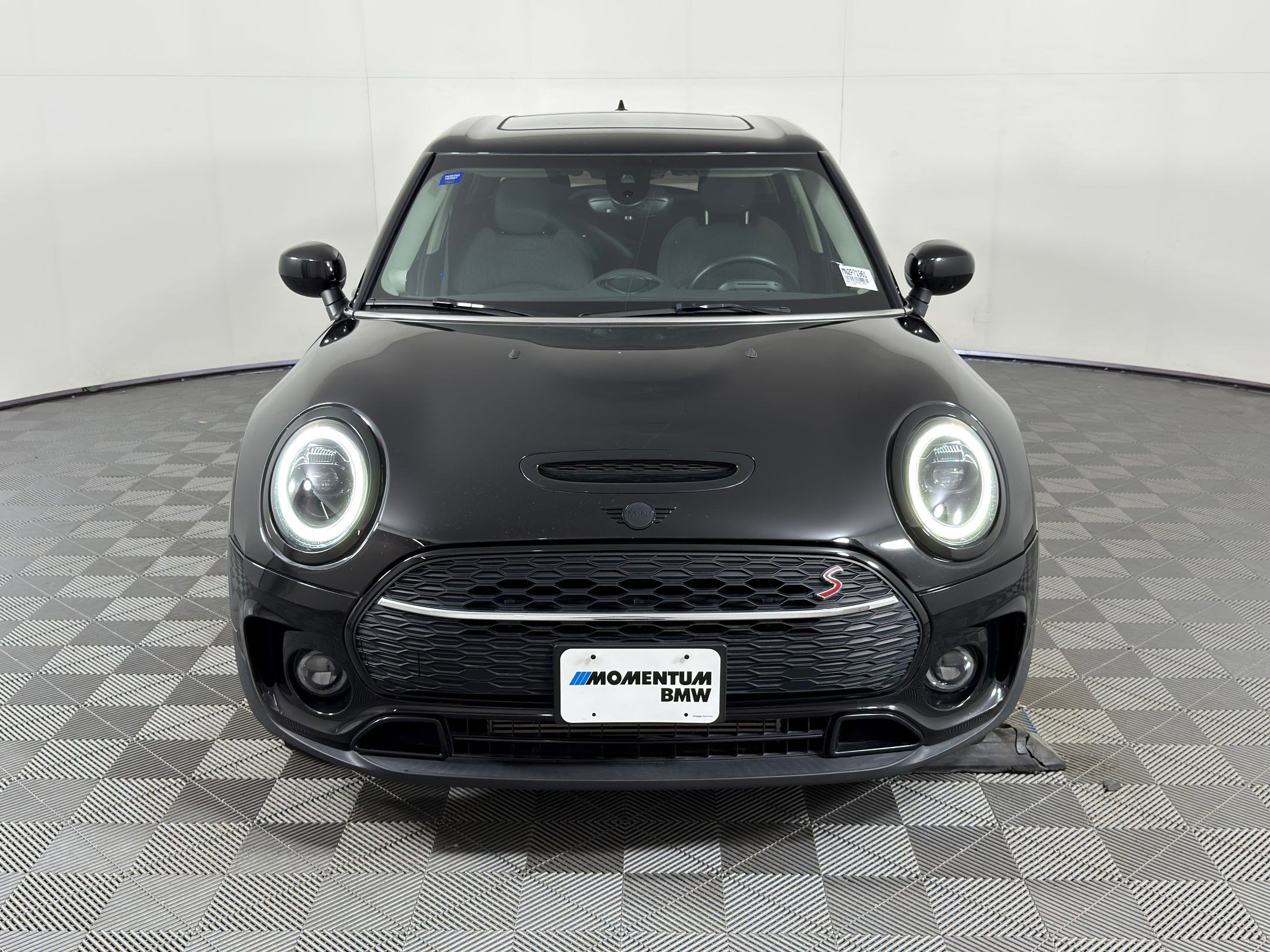 Used 2022 MINI Cooper Clubman S w/ Premium Package image 6
