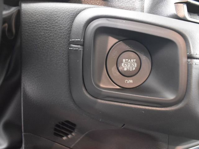 New 2025 Jeep Wrangler Unlimited Rubicon w/ Safety Group image 18