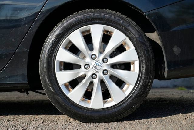 Used 2015 Honda Accord Touring image 14