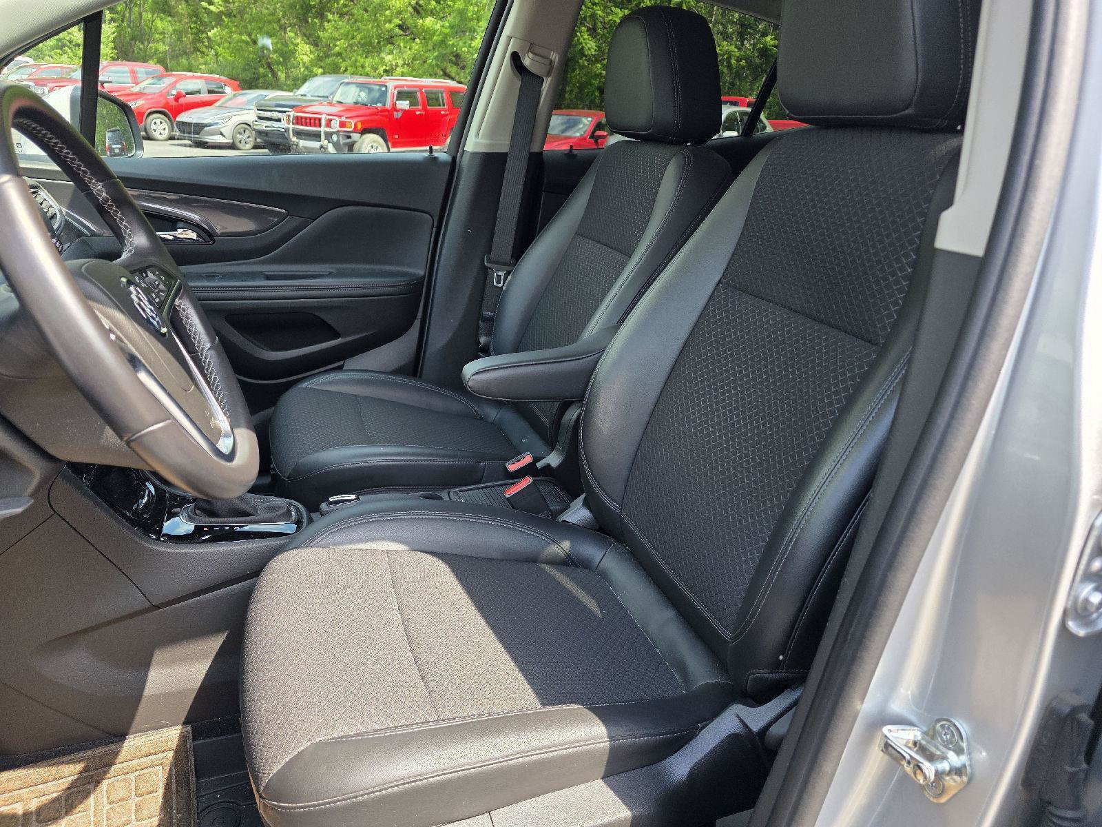 Used 2019 Buick Encore Preferred AWD/4WD image 9
