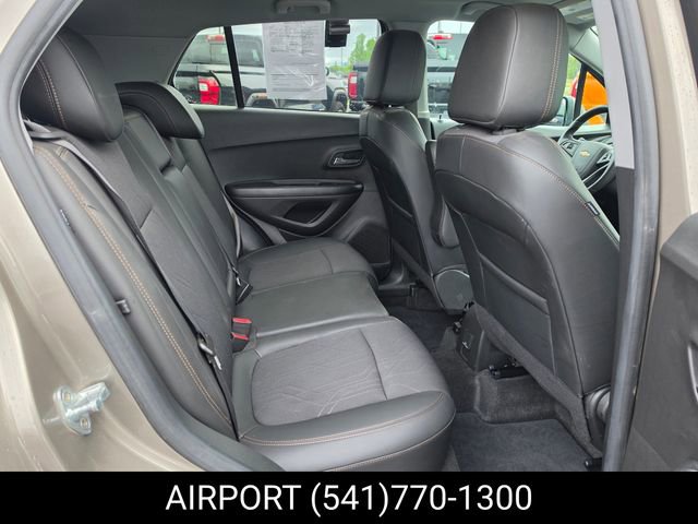 Certified 2022 Chevrolet Trax LT w/ LT Convenience Package image 17