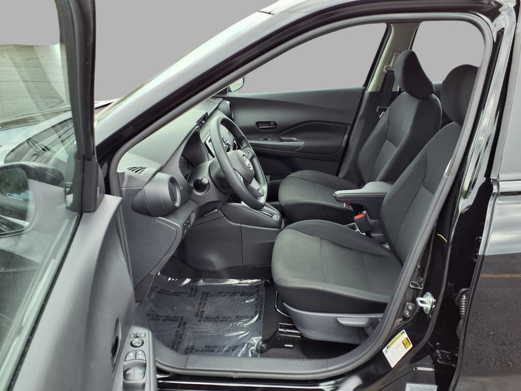 Used 2025 Nissan Kicks Play S FWD image 22