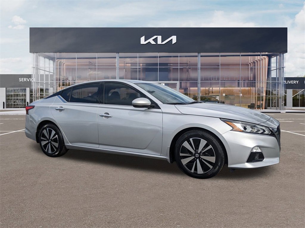 Used 2019 Nissan Altima 2.5 SL image 1