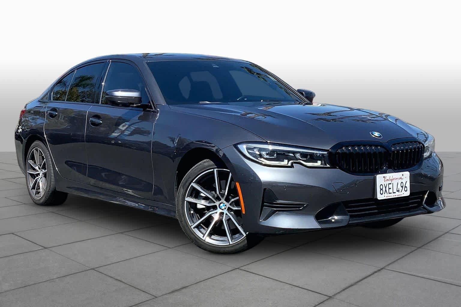 Used 2021 BMW 330i Sedan w/ Convenience Package RWD image 2