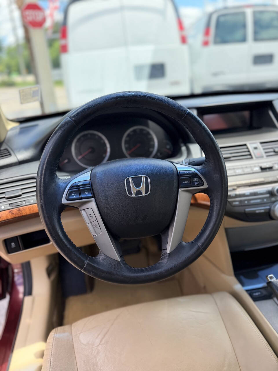 Used 2011 Honda Accord EX-L image 17