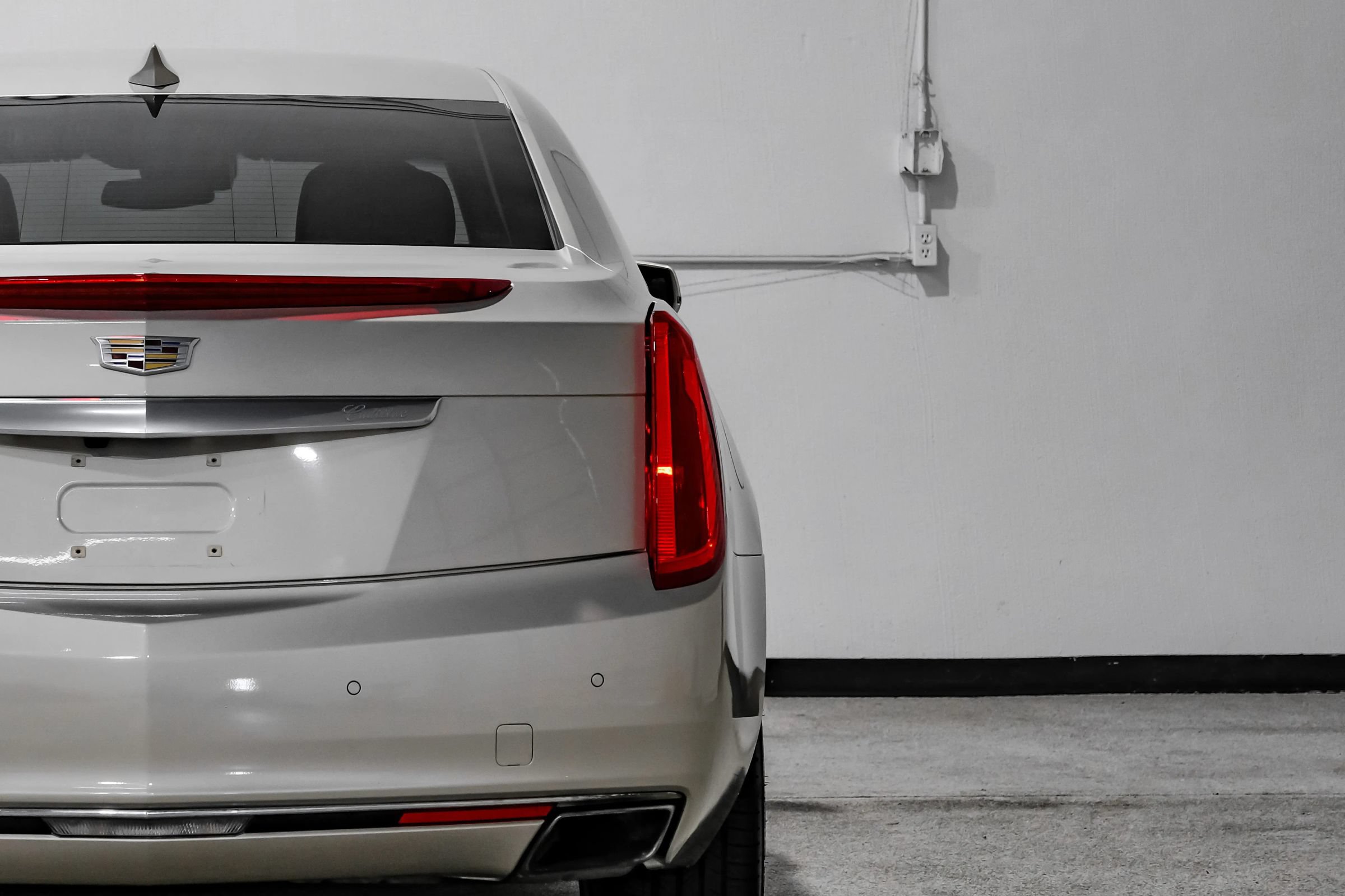 Used 2016 Cadillac XTS Luxury w/ Driver Awareness Package FWD image 52