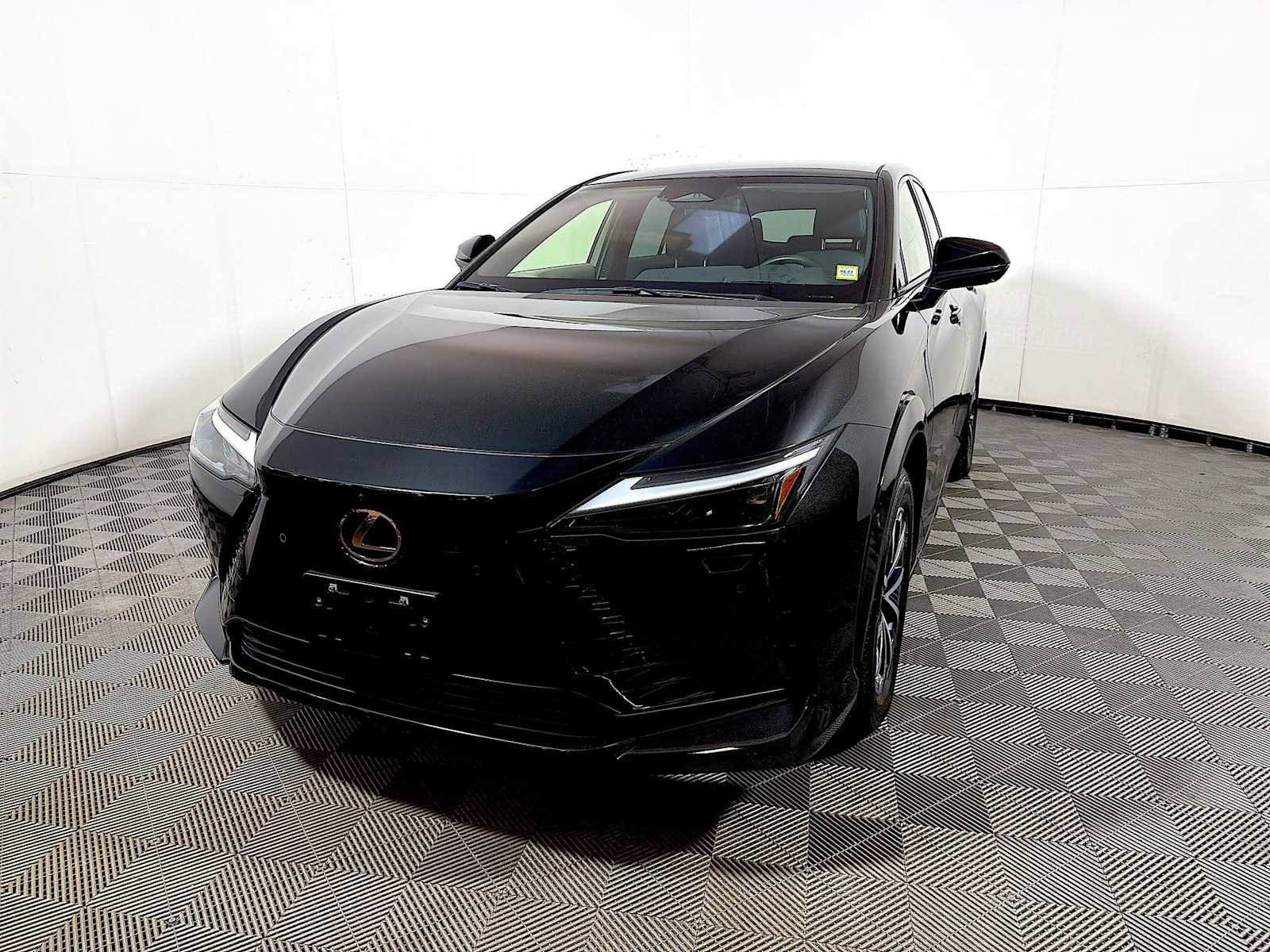 Used 2023 Lexus RZ 450e Premium w/ Technology Package AWD/4WD image 3