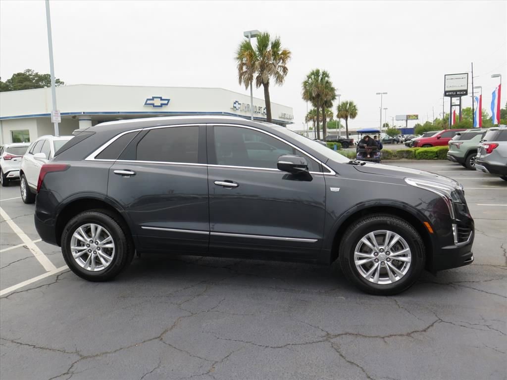 Used 2021 Cadillac XT5 Luxury image 2