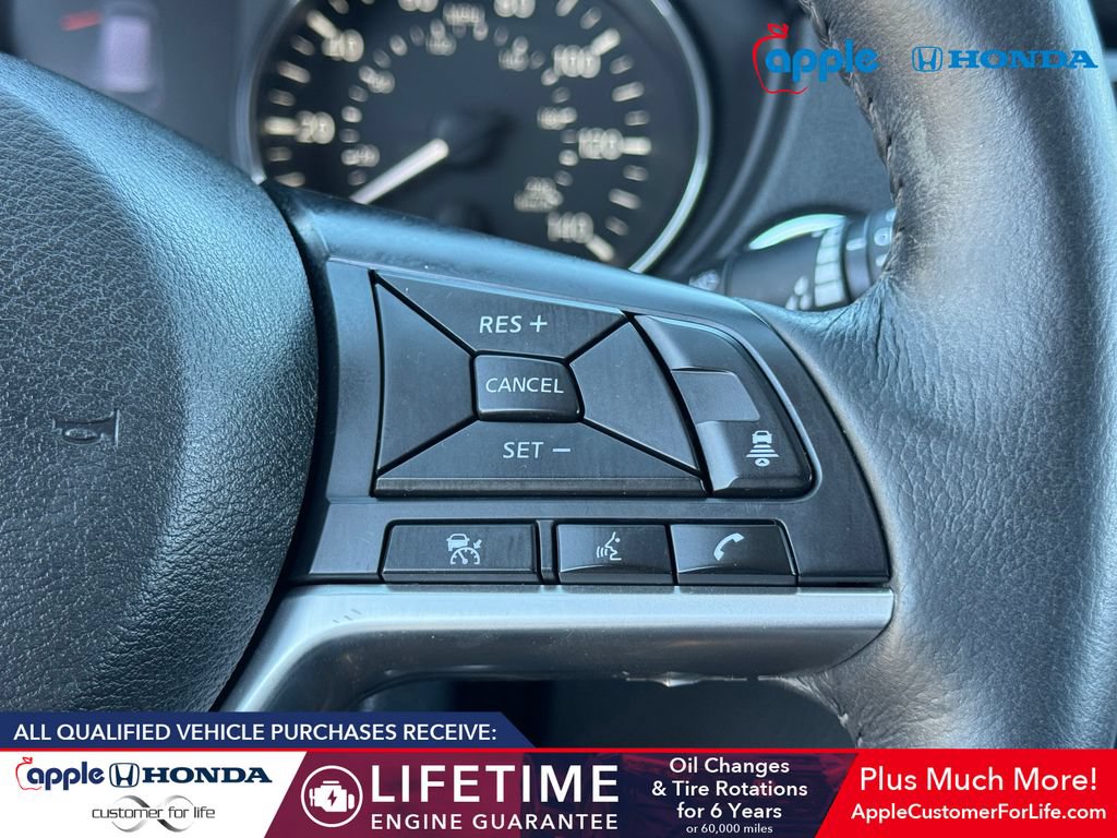 Used 2018 Nissan Rogue SV w/ Premium Package AWD/4WD image 25