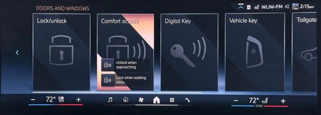 Used 2025 BMW 330i xDrive Sedan w/ M Sport Package image 38