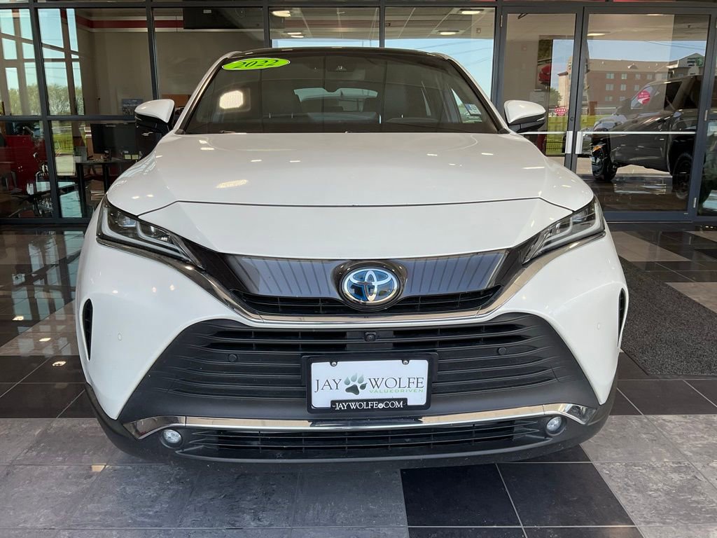 Used 2022 Toyota Venza Limited w/ Advanced Technology Package AWD/4WD image 2