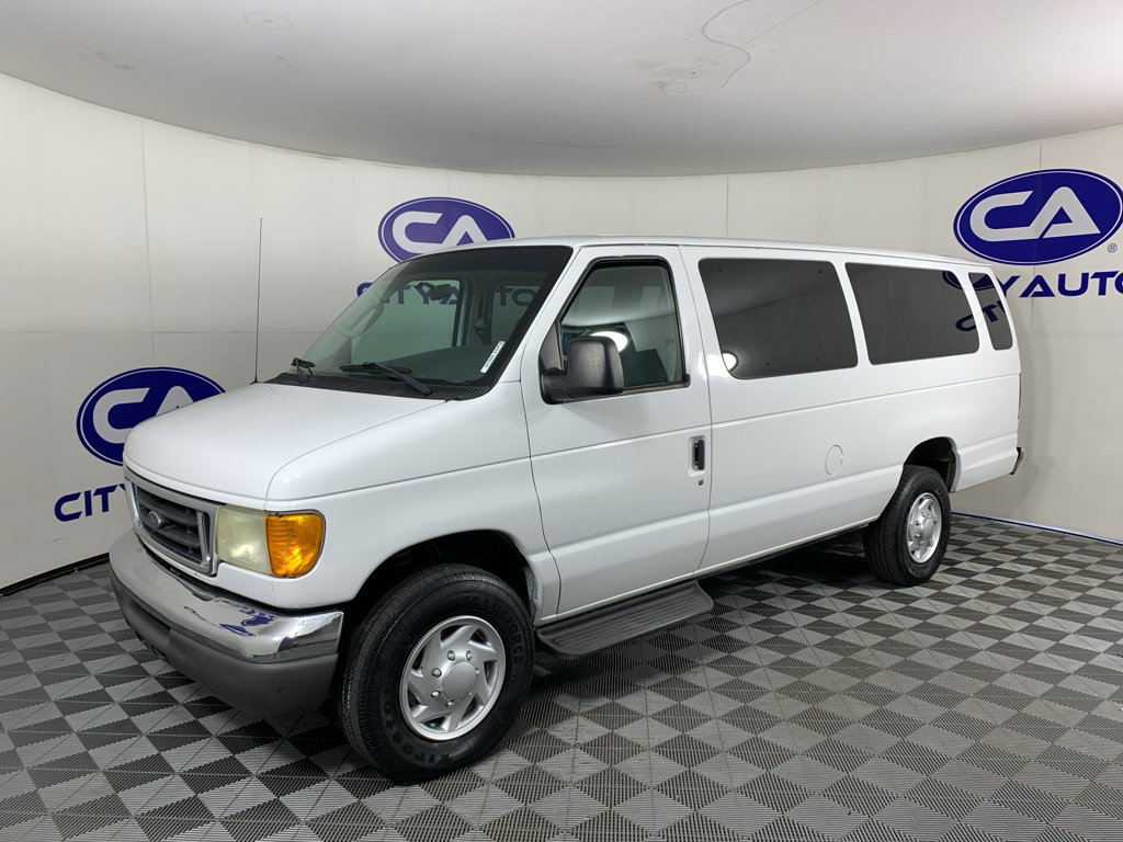 Used 2007 Ford E-350 and Econoline 350 Extended Wagon Super Duty RWD image 6