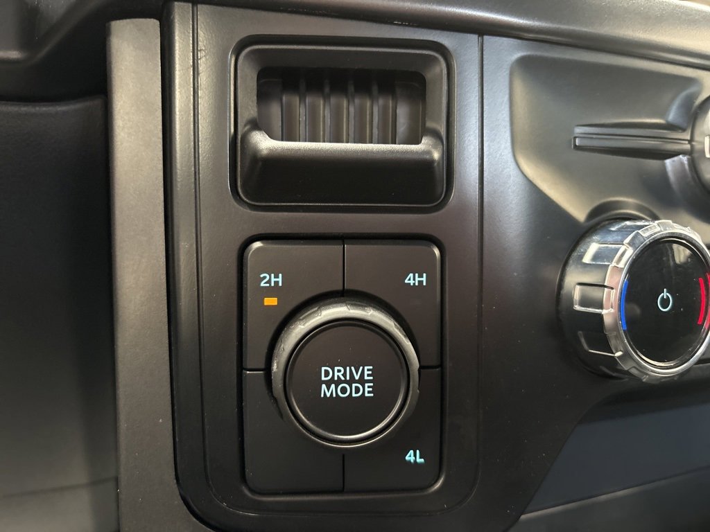 Used 2024 Ford F150 XLT w/ XLT Black Appearance Package image 39