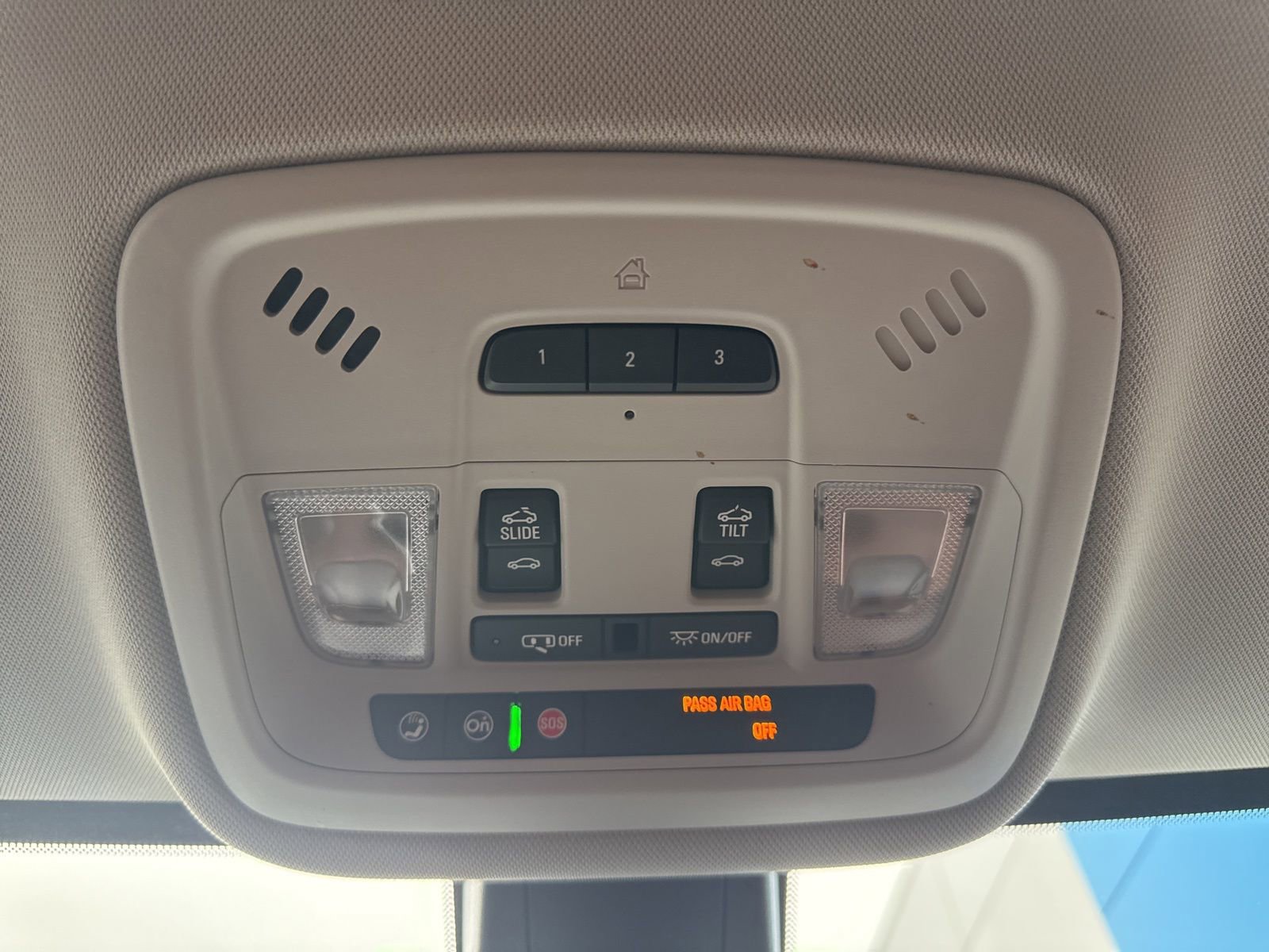 Used 2019 Chevrolet Traverse High Country image 35