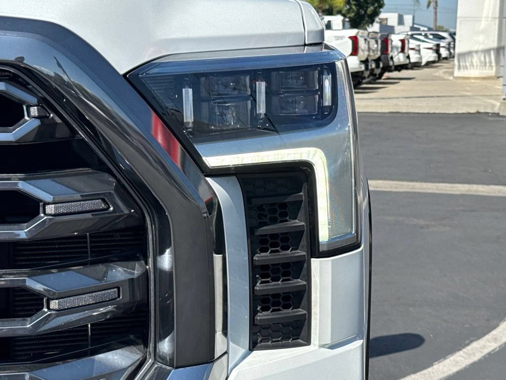 Used 2024 Toyota Tundra Platinum AWD/4WD image 7