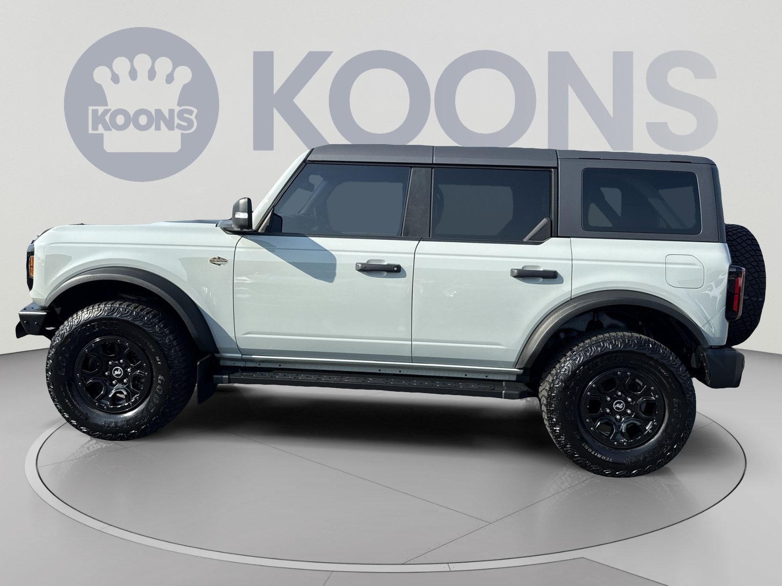 Used 2023 Ford Bronco Wildtrak AWD/4WD image 2