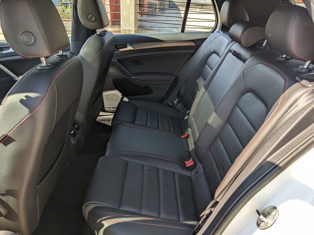 Used 2019 Volkswagen GTI SE w/ SE Experience Package image 22