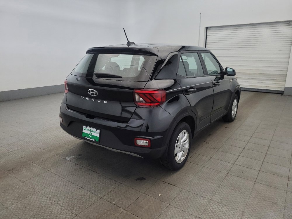 Used 2024 Hyundai Venue SE image 9