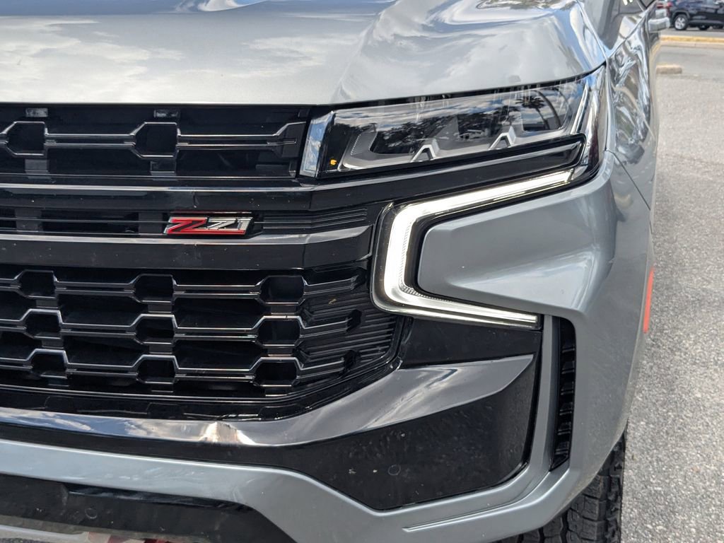 Certified 2023 Chevrolet Tahoe Z71 w/ Luxury Package AWD/4WD image 9