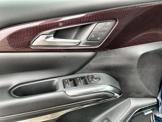 New 2027 Chevrolet Traverse RS AWD/4WD image 23