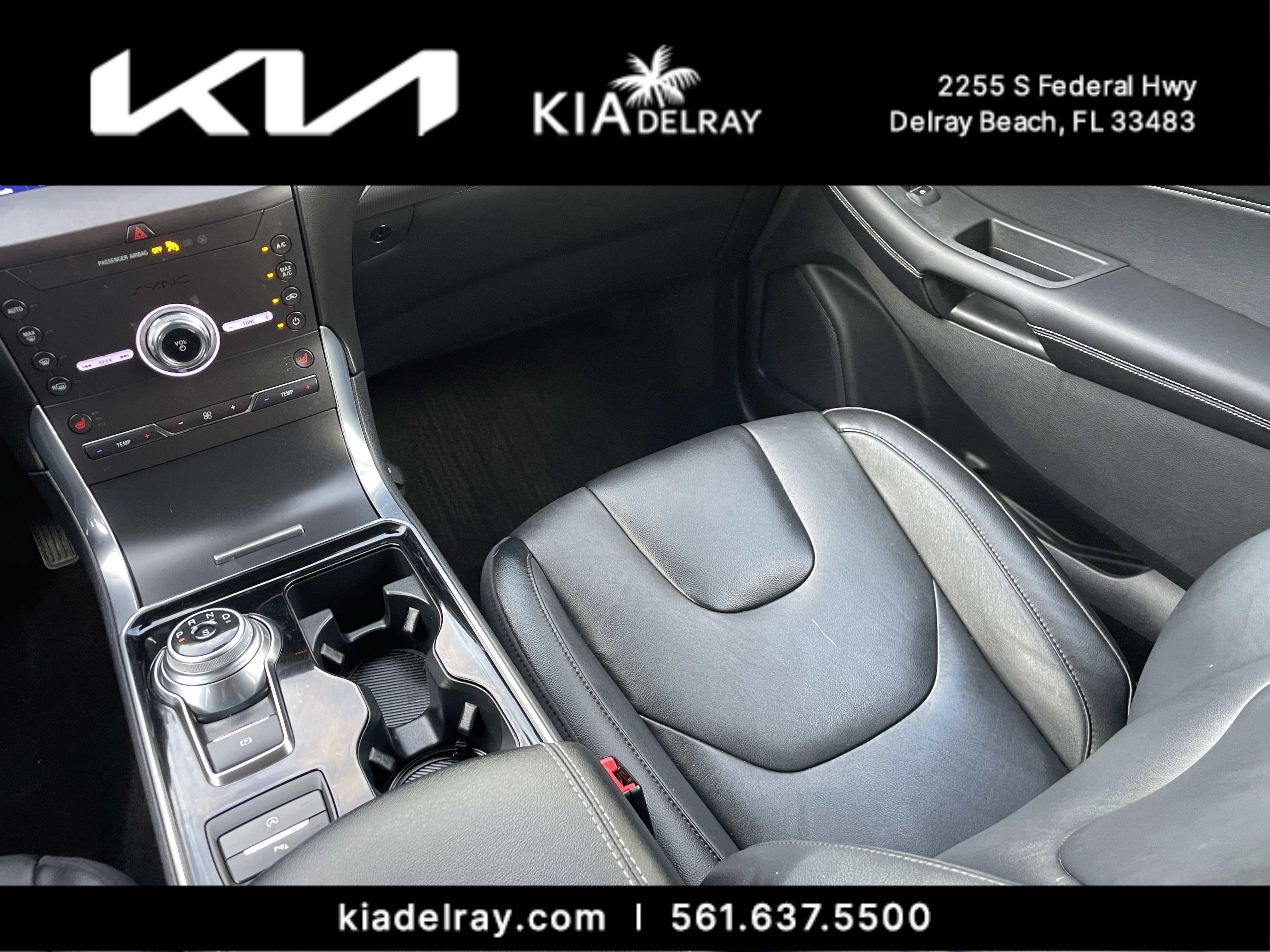 Used 2020 Ford Edge Titanium image 15