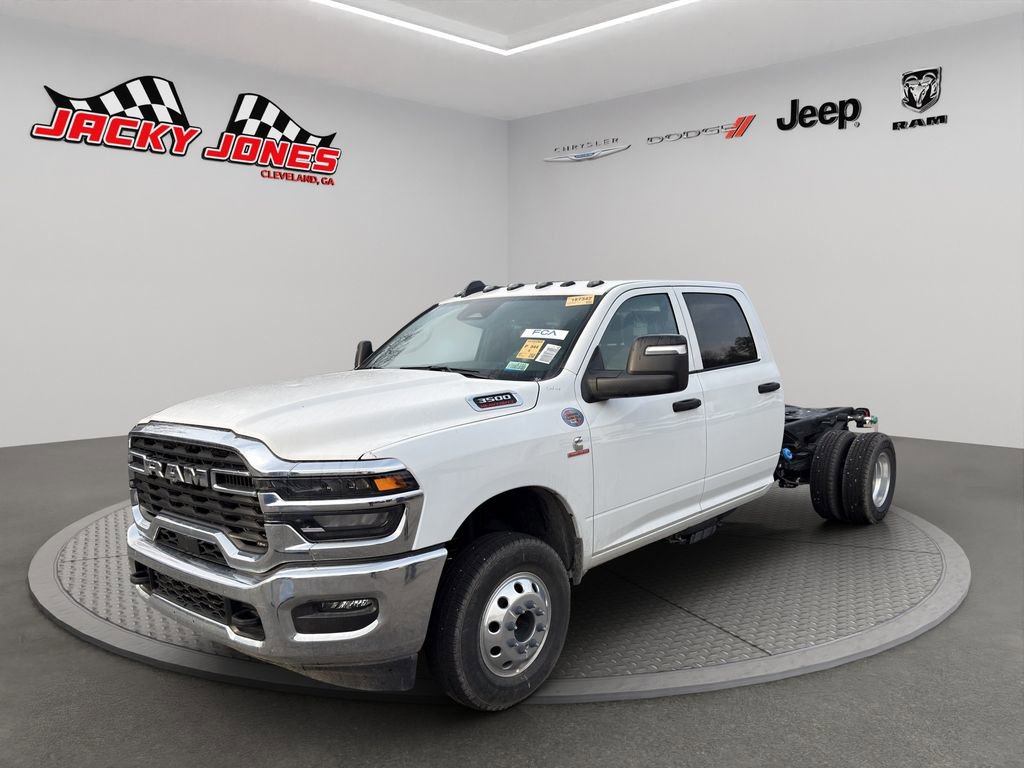 Used 2025 RAM 3500 Tradesman w/ Chrome Appearance Group