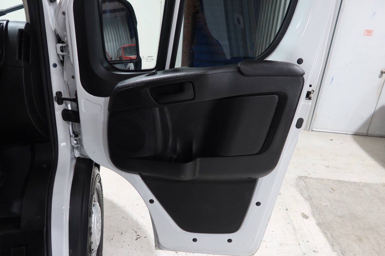 Used 2024 RAM ProMaster 2500 w/ Safety Group FWD image 13