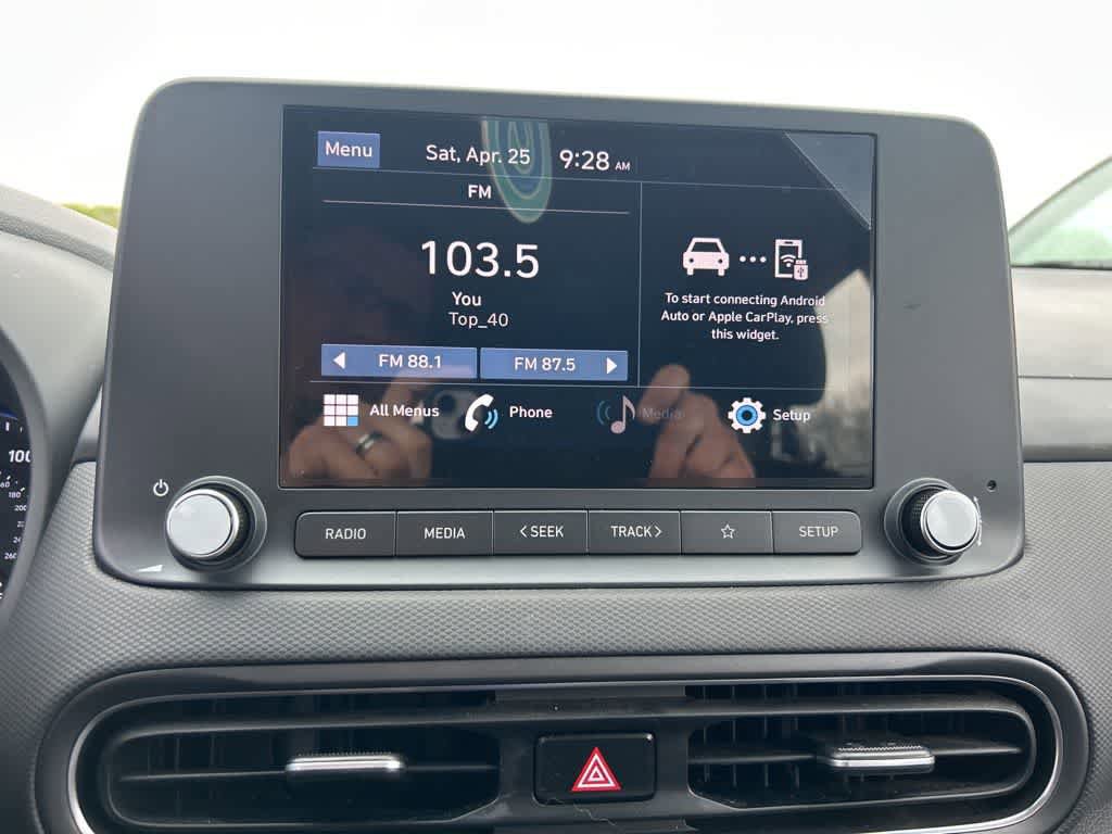 Used 2023 Hyundai Kona SE w/ Cargo Package AWD/4WD image 18