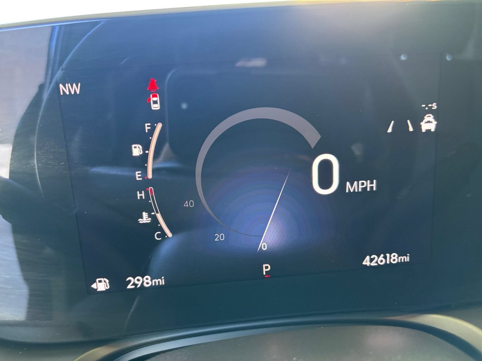 Used 2025 Buick Encore GX Preferred AWD/4WD image 38