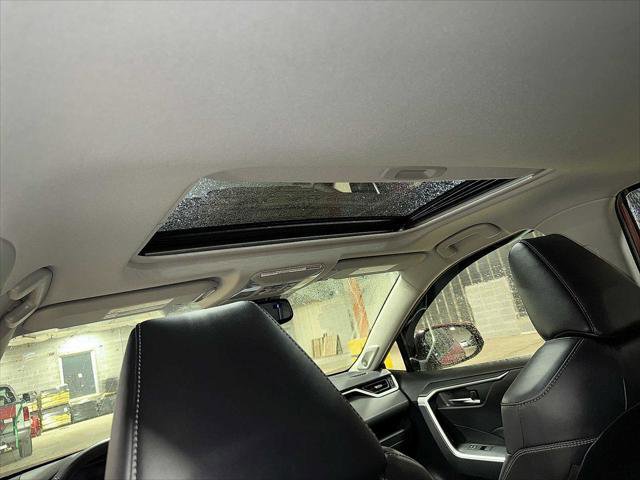 Certified 2021 Toyota RAV4 XLE Premium image 24