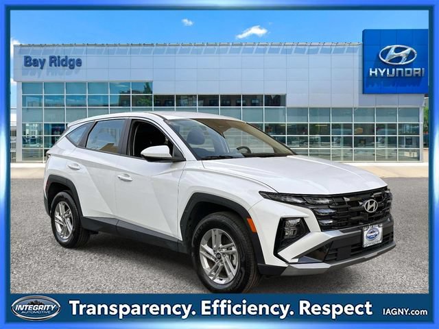 Used 2025 Hyundai Tucson SE AWD/4WD image 1