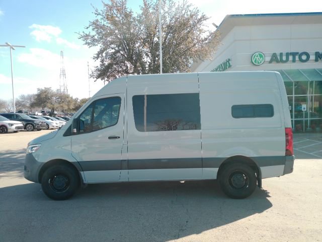 Used 2021 Mercedes-Benz Sprinter 2500 w/ Exterior Lighting Package image 18