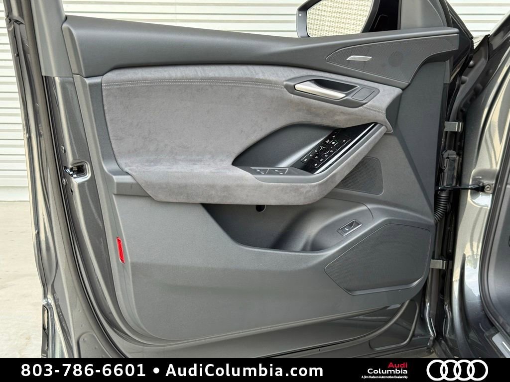 New 2027 Audi SQ6 e-tron Premium Plus AWD/4WD image 18