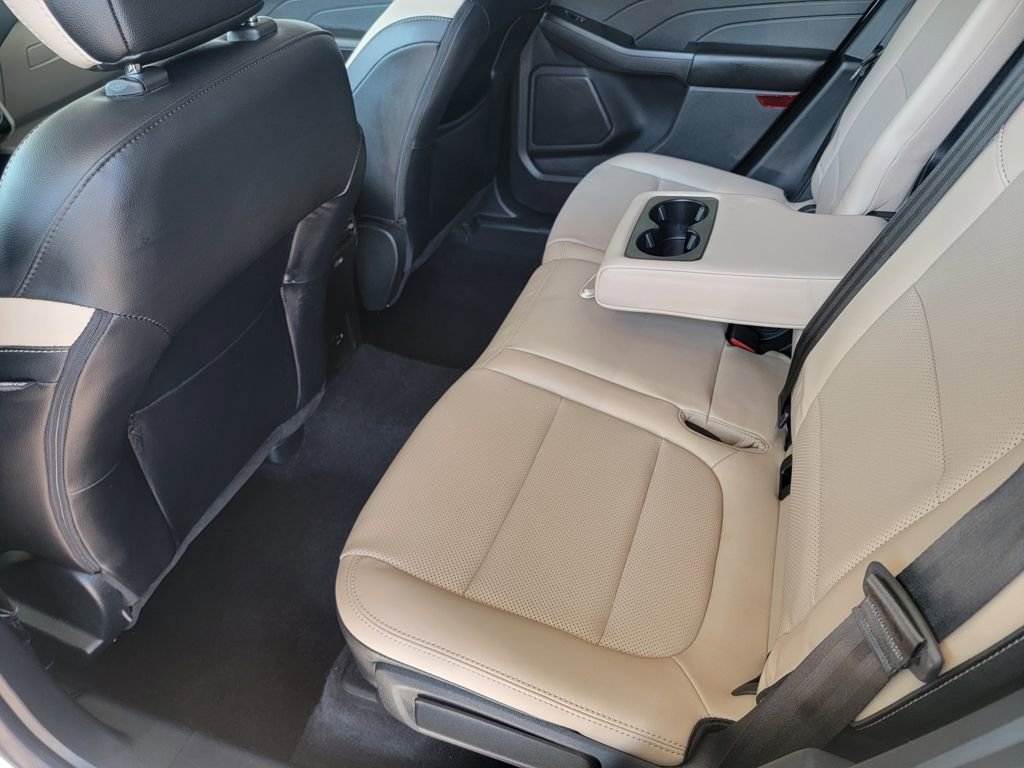 Used 2021 Ford Escape SEL w/ Technology Package image 10