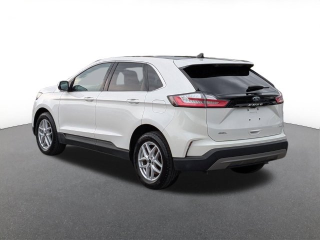 Certified 2024 Ford Edge SEL w/ Convenience Package AWD/4WD image 4